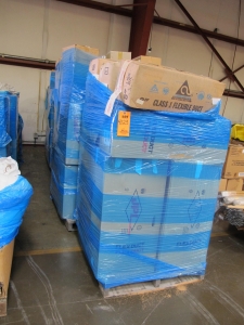 LOT TO INCLUDE: (15) 8" CLASS 1 FLEXIBLE DUCTS, (10) 10" CLASS 1 FLEXIBLE DUCTS, (180) HART & COOLEY CBPS PART# 050818. LOADING & HANDLING FEE $15-4123